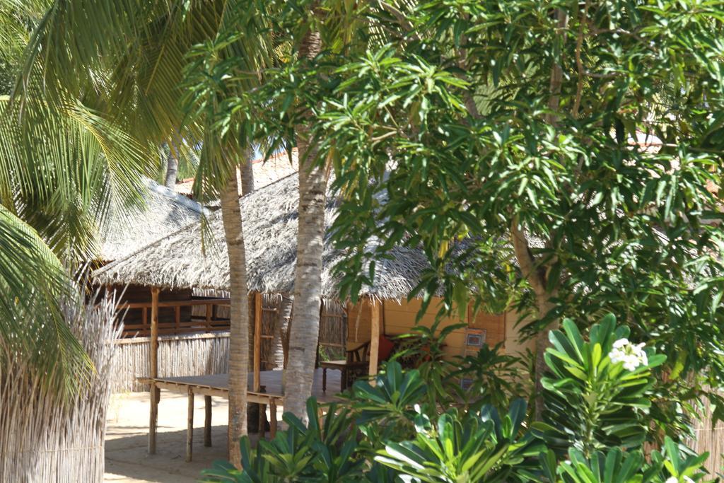 Cocodance Kitesurfing Resort Калпития Экстерьер фото